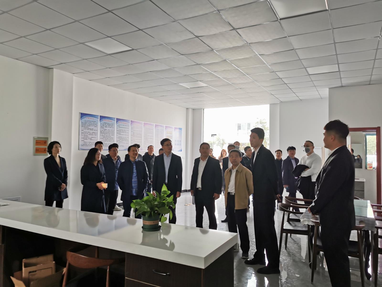 觀(guān)摩3.jpg 觀(guān)摩3.jpg