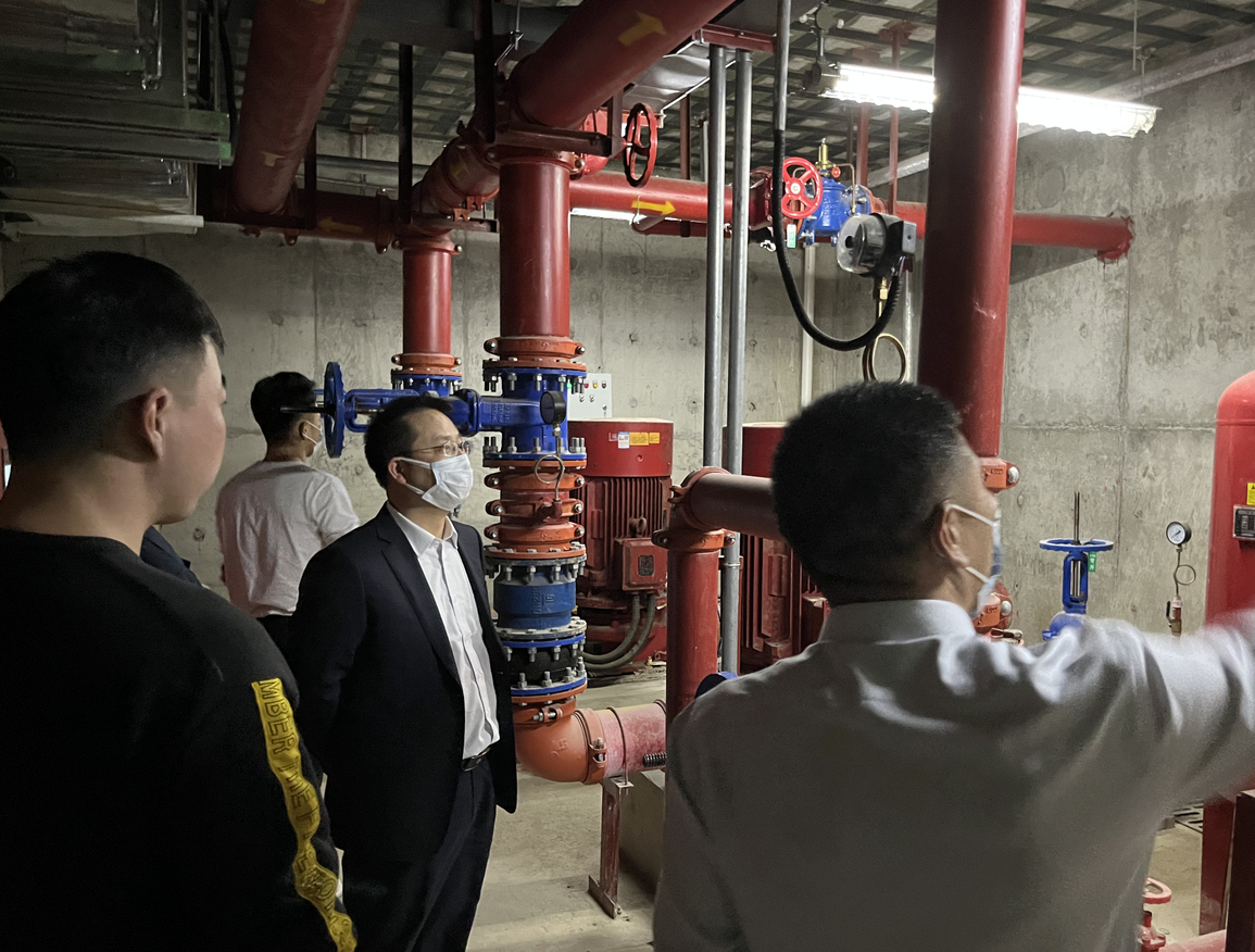 李總3.png 李總3.png